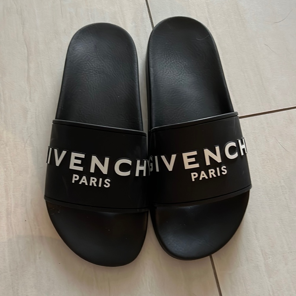 Givenchy slippers